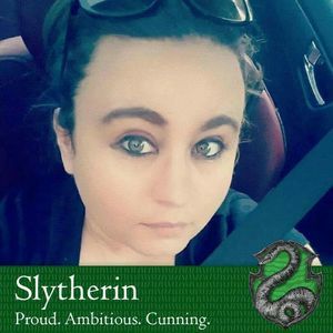 Meet your Posher, Niki